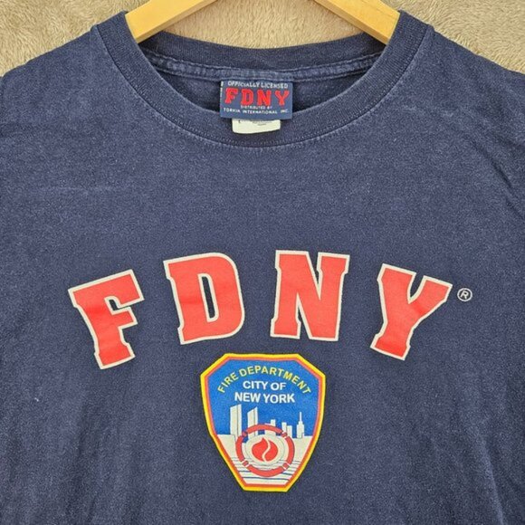 FDNY Mens T-Shirt Size L Blue Officially Fire Dept City Of New York Short Sleeve - Picture 5 of 10